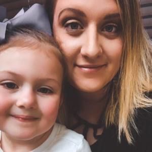 Meet your Posher, Abbi